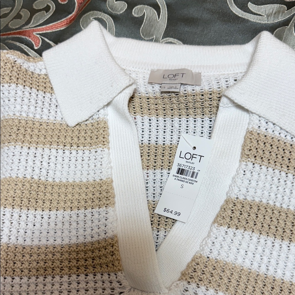 LOFT Beige and White Collared Knit Top